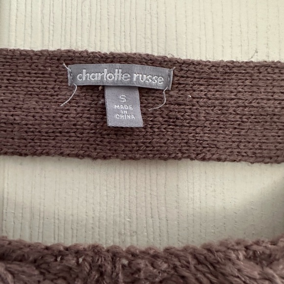 Charlotte Russe Deep V Back Sweater - Picture 2 of 4